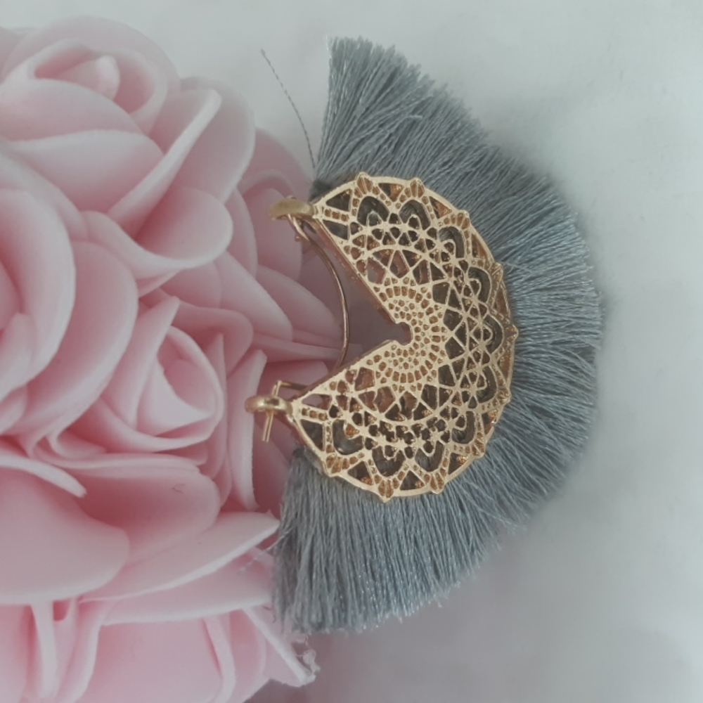 Tassel boho earrings - Picture 3 of 4